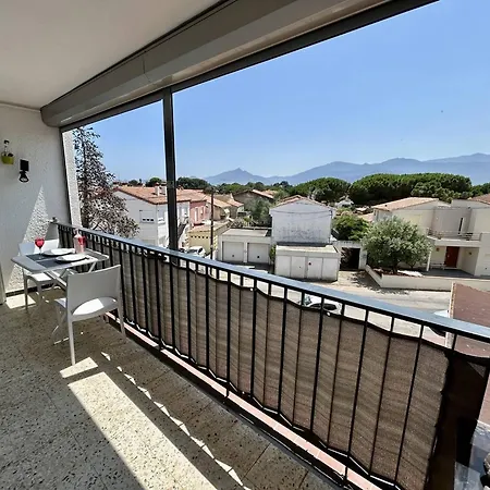 T2 Climatise Avec Terrasse Et Parking A 150m De La - Fr-1-388-243